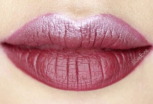 Metallic ombre lips using Pixy Lip Cream in Bold Maroon and Catrice High Lighting Eyeshadow in Golden Nights 💋#allseebee #clozetteid #lipart #metallic #ombre #ombrelips