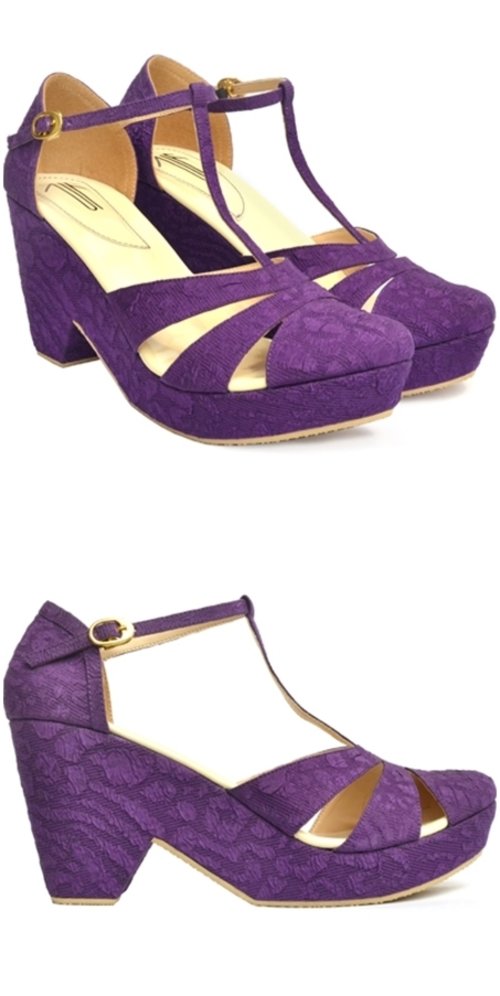This shoes from UP called Candy Purple has been in my wishlist for quite a while now.. I simply in love with the design and the color~ ❤ ❤ ❤ 