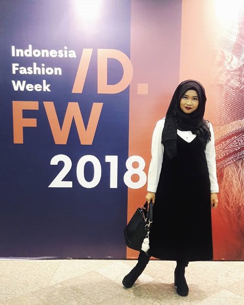 Late post from Indonesia Fashion Week yesterday.#allseebee #indonesiafashionweek2018 #clozetteid