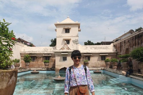 I love Yogyakarta because its sooo vintage city #VintageLook, #IndosatSnap