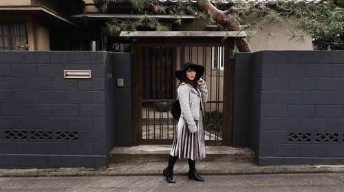 Strolling around Nakemeguro neighborhood 🚶‍♀️ #ClozetteID #Fashion #Traveling #Tokyo #Japan