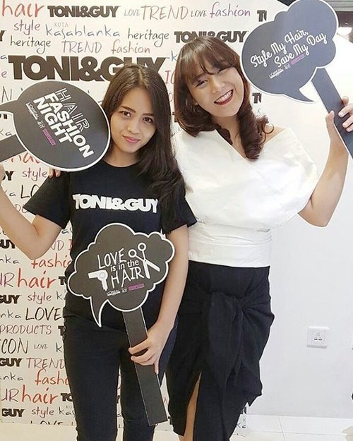 Can you see my big happy smile? 
I'm so happy because my hair are well handled by the talented @toniandguykokas hairstylist Mbak Minnie & the adorable magic product @lorealproid.
Byebye messy hair 👋
*kibas rambut* 💃

#LorealPro #HFNight #GlamTeam #StyleMyHair #HairMoment #HairTrends #OnlyInSalon #ClozetteIDxLorealPro #ClozetteID