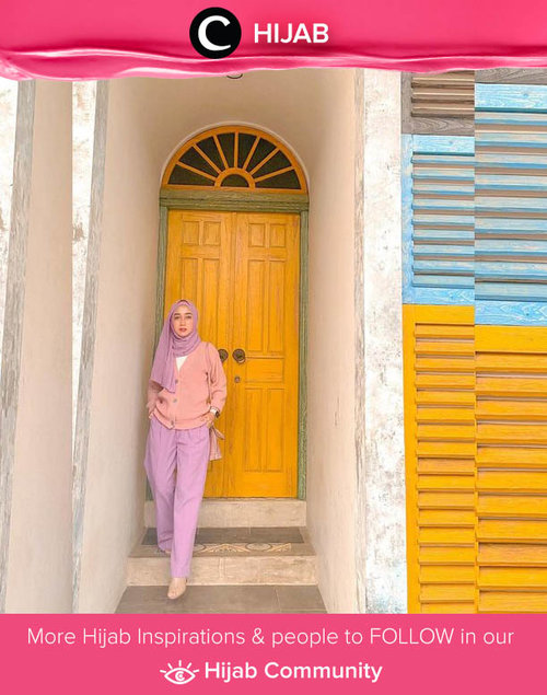 Yes to this pastel on pastel pairing ala Clozetter @she_wian! Simak inspirasi gaya Hijab dari para Clozetters hari ini di Hijab Community. Yuk, share juga gaya hijab andalan kamu.