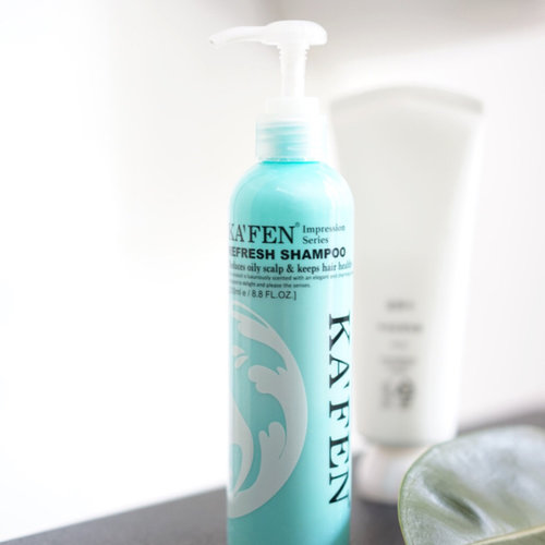Finally found shampoo that works well for my hair type. Read my full review of @KA’FENSHAMPOO_ID Refresh Shampoo on my blog: anatakwok.com
__
#ClozetteID #ClozetteIDReview #KAFENshampooXClozetteIdReview