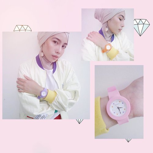 GIVEAWAY ALERT!!!.A perfect watch defines a perfect outfit! This Iggy Watch is my favorite one from @sophie.paris.id watch issue. Jam tangan ini lucu banget karena desainnya yang fun dan bisa kamu gonta-ganti sesuai mood kamu. DO YOU WANT THIS COOL WATCH SO BAD, GUYS??? Easy peasy, you just need to:.1. REPOST/REGRAM this photo, 2. Tag, mention, and follow @sophie.paris.id3. Tell in your caption why do you want this watch so much.4. Use hastag #YuliaxSophieParisID5. Please don't lock your account.1 lucky winner will be announced next week to win this watch. .GOOD LUCK 💕.#IggyWatch#SophieParisID#Clozetteid