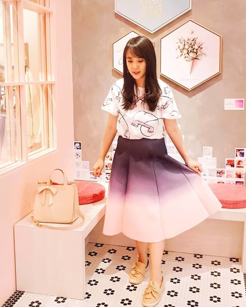 So in love with this skirt again and again from @unyuboutique .
.

Check out myculinarydiary.com for more awesome post
#sisytravelingdiary #travel #ombreskirt #ombre
.
.
.
.
.
.
.
#ootd #photooftheday #beautifuldestinations #tbt #lookbook #lotd #wiwt #japan #barbie #fashionblogger #outfitoftheday #korean #europe #flatlays #selfportrait #instafood #fashionindo #postthepeople #whiteaddict #interior #design #decor #architexture #clozetteid