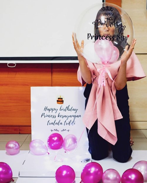 BIRTHDAY PARTY PART 2Thanks to incess @yvonne_oktaviany and @ballooney.id for making my birthday become wonderful 😘😘😘😘Balonnya super unyu and so me 💕💕Thank youuu all 😄.Check out myculinarydiary.com for more awesome post#birthday #balloon #balonhelium #balonultah #pink #pinkvibes.......#ootd #photooftheday #beautifuldestinations #tbt #lookbook #lotd #wiwt #asian #fblogger #outfitoftheday #monochrome #followme #minimalist #wiwtindo #instadaily #minimalism  #postthepeople  #interior #design #decor #architexture #clozetteid