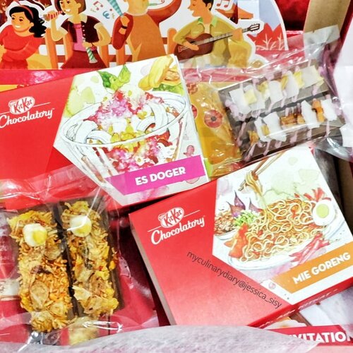 KITKAT MIE GORENG & ES DOGERWah gokil bgt nih collab rasa unik KITKAT yg terinspirasi dari kuliner Indonesia. Bakal ada 8 rasa Nusantata. Penasaran ada rasa apa aja?Yuk cobain rasa barunya @kitkat_id di KITKAT Chocolatory Indonesia di Mal Kota Kasablanka Mall, Jakarta dari 16-26 Agustus 2018. #KITKATChocolatoryID #CreateYourBreak.Check out myculinarydiary.com for more awesome post! Link is on my bio and my Zomato/Jessica Sisy or Pergikuliner/Jessica Sisy for more food reviews#sisyeatingdiary #clozetteid #kitkat........#food#rusuhstagram#handsinframe#foodaddict#kulinerpluit#foodphotographer#jktfoodies#foodphotography#photooftheday#beautifulcuisines#cheese#kekinian#foodgasm#foodnetwork#discoverymeal#appetitejournal#dessert#kulinerjakarta#eatfreedayid#kulineraddict#eeeeats#bread#makanankekinian#murahmeriah