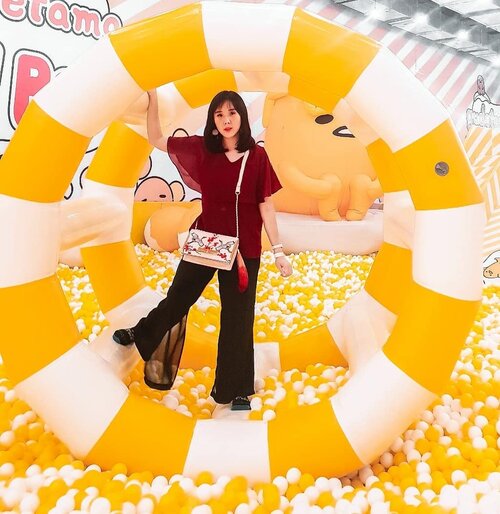 Having fun at Gudetama Ballpool at @mallofindonesia 
Cuteness overload❤❤
It's for all ages and please wear socks.
Come and join the fun till 16th February 2020.
.
.
TICKET
Mon- Fri : IDR 50K (45 min)
Weekends/public holiday : 75k (45 min)
Use socks
.
.
#gudetama #MOI #sanrio #CNY #mallofindonesia
.
.
.
.
.
.
.
.
.
#ootd #photooftheday #beautifuldestinations #CNY #iphoneonly #ootdspot #jktspot #like4like  #postthepeople #airballoon #turkey  #clozetteid  #travelinladies #fblogger #lantern #cappadocia #thewanderingtourist #travel #marinabaysands #istanbul #grandbazaar