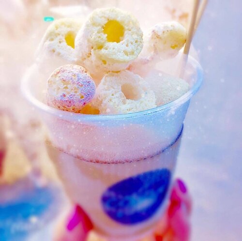 #abelldigests i call it sweet talk. One of treats that i had whole travel to SGP. Check my Singapore journey with #abellinsg on the blog for further details. (Link on bio) :) #instagood #photo #instamood #instadaily #instalike #tagsforlikes #bestoftheday #jj #clozetteID #webstagram #tflers #life #fashion #blogger #cotd #tagsforlikes #beauty #travel #eat #singapore  #GGRep #ggreptrend