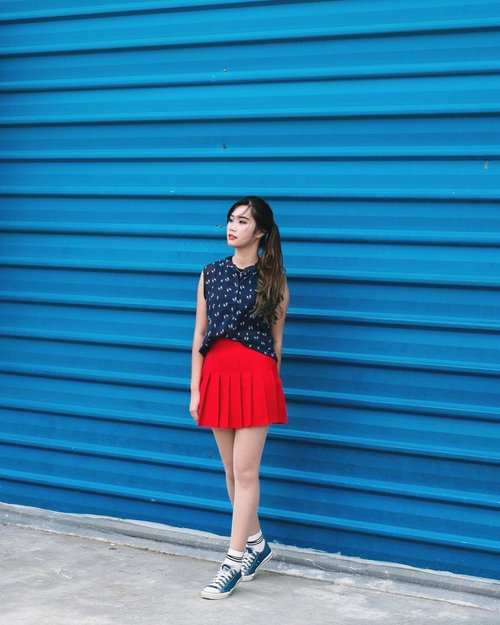 Fashion can be bought.
Style one must possess.
Hi there!
👉🏻Red tennis skirt from @little_muses •
Anw Don’t forget to enjoy the Best deal of Lip velvet that i used on this shoot! 
Link on my bio babe 💋
•
•
📷 @flix_ss 
#clozetteid #cotd #lykeambassador #beautynesiamember