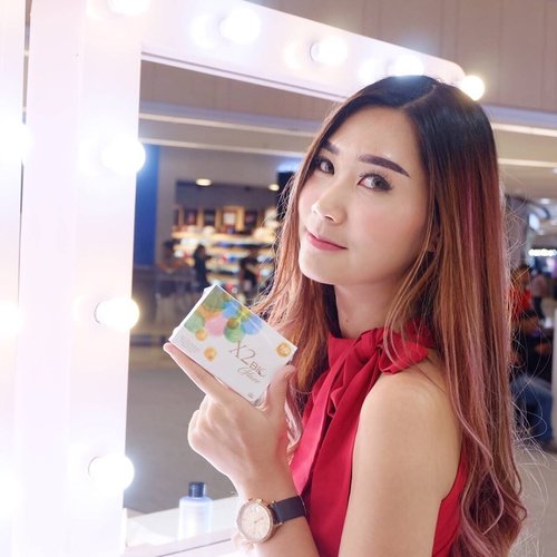 Swipeee!!!From yesterday while attending grand opening of @kimiafarma.os @kimiafarmacare i wear @x2softlens for whole day~Pretty comfy and not make my eyes irritate...> < Actually they have various series n type like X2 Sanso, X2 Diary, X2 Bio Series, from all of them this's my fav!You can get it on www.X2.co.id and avail in Kimia Farma Tunjungan Plaza thoo!!! #kimiafarmacare #makeupyourlife #kimiafarmahealthandbeauty #x2softlense