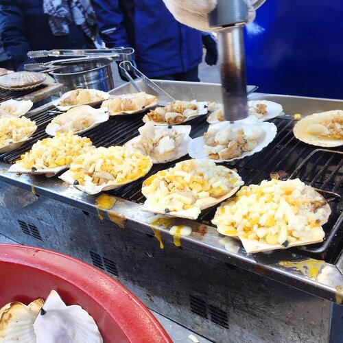 Suddenly missing this food😭 Shell floss 🔥 with corn and cheese melt in the mouth 😋 "No more words can describe beside just delicious" 👌🏻Can we just go back? 😅#eatiwithtorquise #clozetteid #TQinKorea #bloggersurabaya