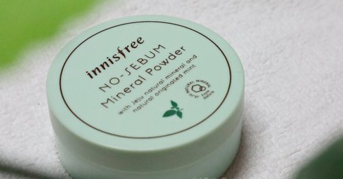 BEAUTY: REVIEW ON INNISFREE NO SEBUM MINERAL POWDER