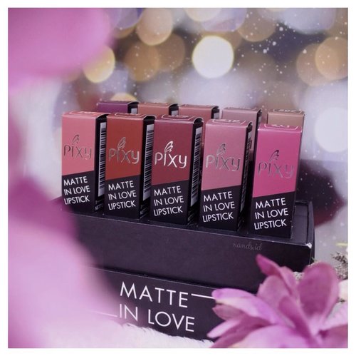 Holla ma belle! Akhirnya bisa up juga nih reviewku tentang lipstick matte yang high coverage dari @pixycosmetics seri #pixymatteinlove nih, gak cuma satu dua shades, dikasih komplit lah kali ini. Mampir aja yuk langsung kehttp://www.nands.id/2018/08/review-pixy-matte-in-love-all-shades.html#nandsid #clozetteid #beautiesquad #beautygoersid #indobeautysquad #beautybloggerindonesia #jakartabeautyblogger #lampungbeautyzone #lipstickmatte #beautynesia #beautynesiamember