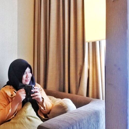 Wah sudah hari sabtu aja, kalo bingung mau kemana, mending cobain staycation di Jakarta!Inget kan beberapa waktu lalu aku dan teman-temanku staycation di @bwpthehive duh kalo inget rasanya mau lagi lagi staycation disana! Penasaran kenapa aku mau staycation disana lagi? Meluncur ke blog ku yuk buat cari tau, linknya di bio yaa!Kalo udah cobain staycation disana jangan lupa bisikin aku.#bwpthehive #bestwestern #bestwesternhotel #nandsid #ClozetteID