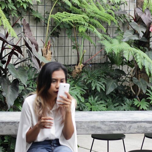 Don't be so serious, darling.
#imtalkingtomyself #sundayvibes #ClozetteID #positivevibes #positivevibesonly