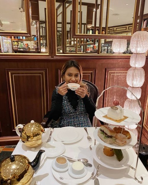There's always time for tea 🫖📸: @aureliacw