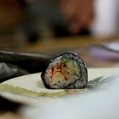 New post! Kali ini, aku bareng genk @akberbekasi iseng nyoba bikin Sushi, buat kamu yang suka banget Sushi dan pengen coba bikin sendiri, bisa loh baca postingan aku ini, link bisa klik di : .
.
http://yoraanastasha.net/mudahnya-membuat-sushi-di-rumah/
.
.
Atau klik link yang ada di bio aku yah
.
.
#sushi #homemade #sushi🍣 #sushilover #food #clozette #clozetteid #foodporn #foodies #japaness #makan #demenmakan