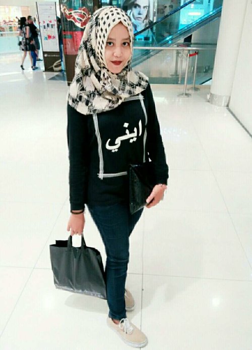 #hijab #ootd #hijabootd #aini #arabicshirt #casual #simple 