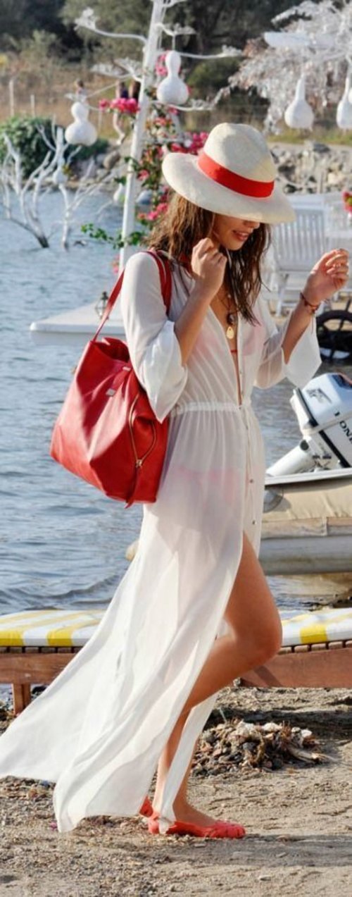 Beach style in red bag