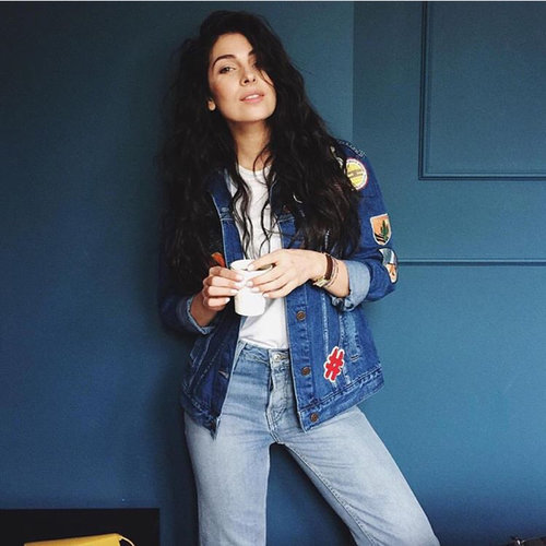 Style inspiration: Anna Nooshin.
Extremely love the patches on denim jacket!😍