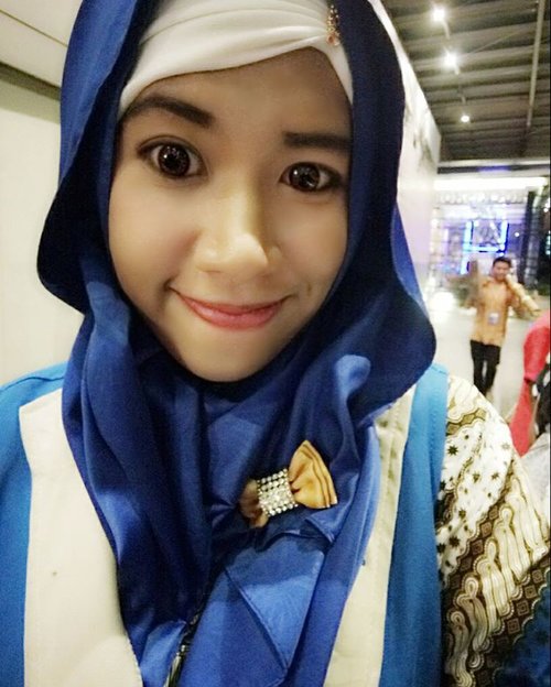 Berat badan turun tapi qo pipi tetap bulet, jangan pernah tanya kenapa??? Itu udah takdir...😁😆😂
.
.
.
#selfie#instamoment#clozetteid#style#hijabstyle#hijabers#bluebatik#lovebatik#curhat#pipichuby#beautiful#wanitaindonesia