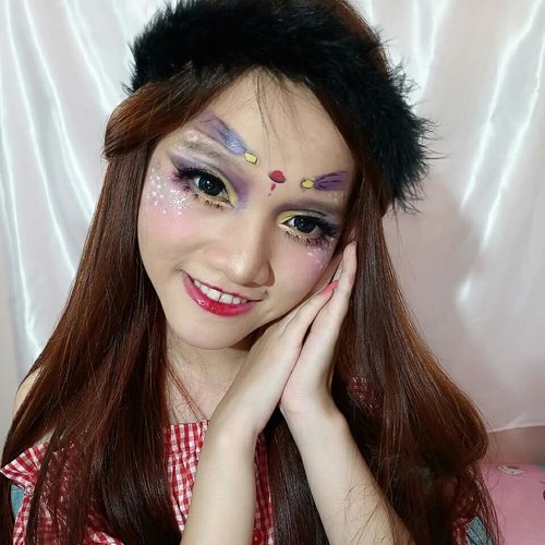 inspired makeup @kylin_jue kok gak mirip ya?? biarinnn!!! 😂😂😂...............#makeup #look #muajakarta #muajkt #potd #makeuplook #instagood #style #bestoftheday #tweegram #muaindo #mua #beautyjunkie #indobeautygram #makeupaddict #makeupjunkie #makeupart #makeupartist #motd #beautyenthusiast #instabeauty #instamood #passion #portrait #potd #vscocam #undiscovered_muas #positivevibes #inspiredmakeup #clozetteid