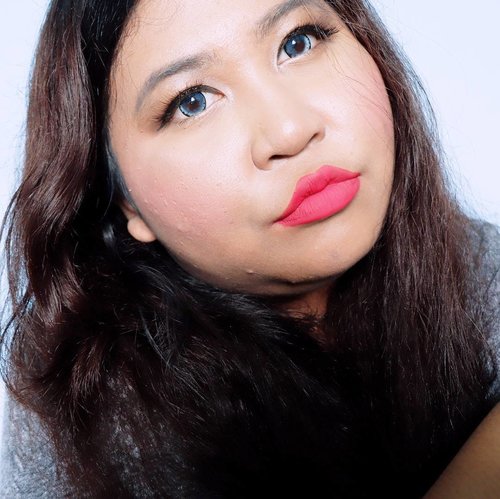 When I was a teenager, I hate makeup. I didn't want to wear full makeup, especially lipstick. But look now..... 😂 I have A LOT MAKEUP TOOLS, A LOT OF LIPSTICK of course. Well, I changed, right?I changed a lot in 7 years.#beautiesquad #inezcosmetics #beautiesquadxinez