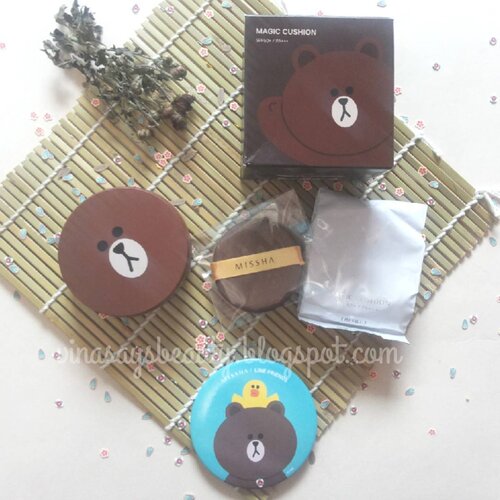 Udah lewat zamannya dan Vina baru ngepost? Kemana aja pin?

Well, sudah 3 bulan punya dan aku baru sempat review karena gak bisa pakai selama 2 minggu penuh.

Kita ngomongin produknya aja yuk, jangan Brown nya, apalagi kacanya. Habis dipecahin @viniamanda tuh. 😢

Klik link di bio ya untuk review Missha Magic Cushion. 😝

#vinasaysbeauty #misshaxlinefriends #missha #cushionmakeup #cushion #brown #makeup #makeupstorage #makeupgeek #motd #makeupoftheday #ibb #indonesianbeautyblogger #balibeautyblogger #beautyblogger #baliblogger #clozetteid