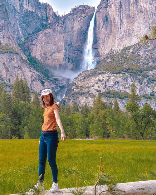 Exploring a place like this makes my heart full :) God created everything perfectly beautiful. Therefore i should not worry, because i’m in perfect hands🙏🏻 happy sunday!
_
📍 Yosemite National Park
Everything there just perfect! It looks like come from painted fairytale scenery. But it’s not. It’s real :)
.
.
.
#angellittleadventure #yosemitenationalpark #yosemitefalls #mothernature #travelgram #bloggerstyle #instatravelling #instatravel #instaplace #stylexstyle #lookbook #fashionlookbook #styleblogger #clozetteid #travelblogger