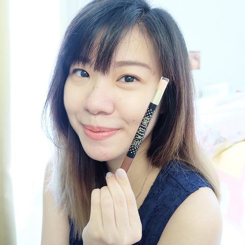 New post is up on blog. I post my review of @bcl_company_official Browlash EX Water Strong Liner that i got from @kaycollection .
This is my second review of BCL products. I love how almost all of their makeup could be used in 2 ways and more ❤️ so handy!
Link available on bio.
.
.
.
#KayRoadtoJapan #kaycollection #bcl #BCLBrowlash #triptojapan
#clozetteid #beautyblogger #indobeautygram #potd #lotd #sbybeautyblogger #surabayabeautyblogger #beautybloggersby #beautybloggersurabaya #bclreview #KAYtoJapan