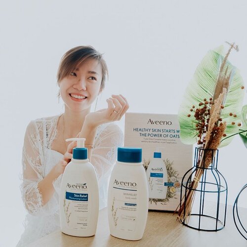 My healthy skin starts with the power of oats. With triple oats complex @aveeno_id helps to moisture, soothe, and strengthens my skin barrier. Kiss goodbye sensitive and dry skin. .
.
.
#projectcollabswithangelias #aveenoid #aveeno #aveenoskinjourney #thepowerofoats #clozetteid #sbybeautyblogger #beautyblogger #bloggersurabaya #sbyblogger #skincare