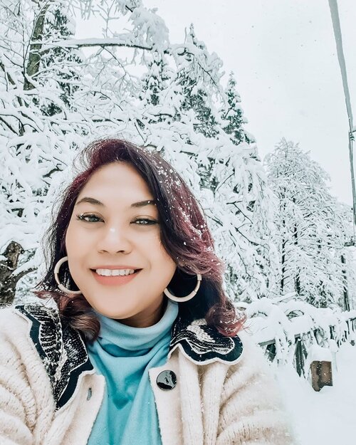 When life isnt perfect as disney movies..just give your best smile on it
.
#selfie #clozetteid #imperfect #unperfect #freckles #wrinkles #bignose #closeup #beautiful #beauty #confidence #selfconfidence #selfquarantine