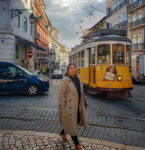Will i come back to this country? Absolutely
.
#clozetteid #travelling #travelaroundtheworld #travelgram #aroundtheworld #travelstyle #streetstyle #streetwear #dsywashere #dsybrangkatlagi #traveljournal #travelgram #portugal #lisbon #lisbonportugal