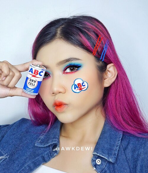 { Ga di endorse @bateraiabc }Keisengan akibat kehabisan ide Makeup 😂🤙🏻*Tapi susah juga woey🙃.Hayuk coba sapa yg recreate Tag aku ya!#facepainting #indobeautysquad #clozetteid #facepaint