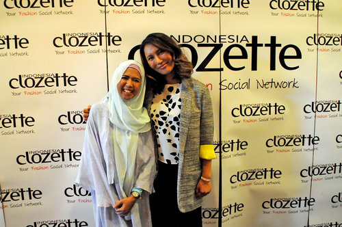 Kenangan hampir setahun lalu, menghadiri acara clozette pertama kali di launching Blogger Babes bersama Heidi Nazarudin #ClozetteID #blog #beautyblogger #lifestyleblogger #sarihalilintar #hijab #casual #hootd #hijabers 