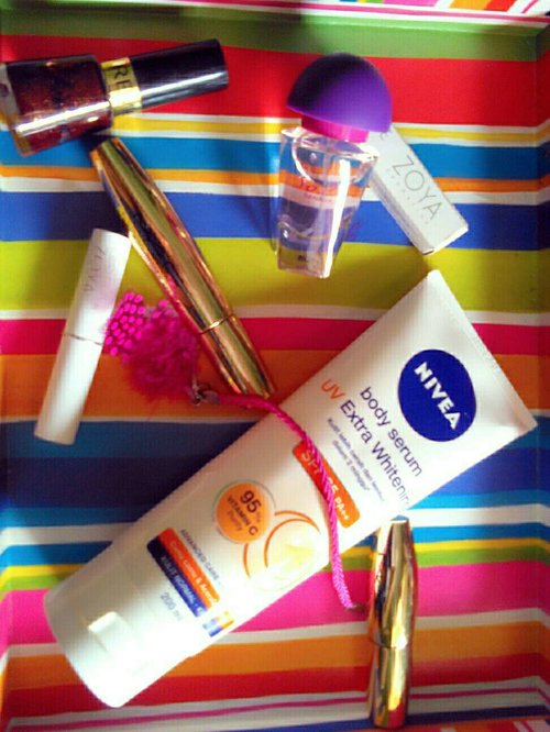 #revlon nail polish #nivea body serum #zoyacosmetic ultramatte lipstick #mac eyelinear, mascara #sosensual parfume