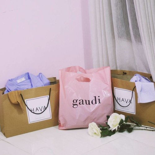 What can possibly happen when @gaudi_clothing and @havaid are having up to 30% discount! Visit their new store at Malioboro Mall before the opening sale ends!
#ClozetteID #GaudiVillers #GaudiClothing #HijabiFriend #HavaIndonesia #clozettebloggerbabes #clozetteambassador