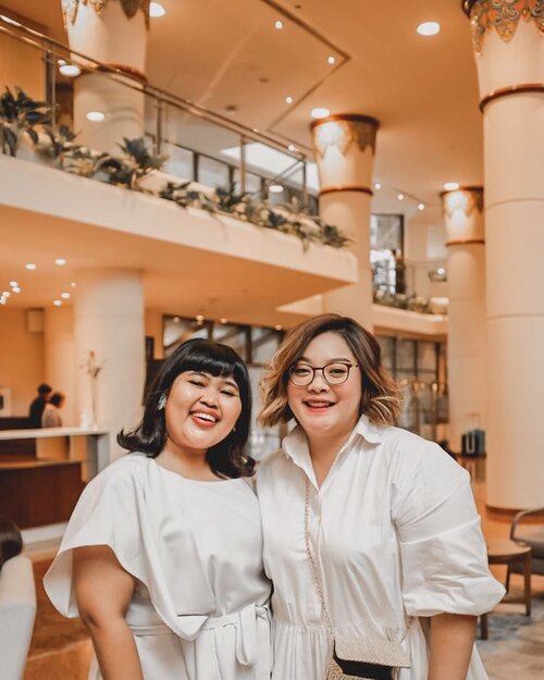 Went to Little Women Gathering with sonypicturesid @clozetteid and @lemeridienjkt, last sunday!
.
Banyak hal seru yang bisa kita ambil dari film ini. Walau film ini adaptasi dari sebuah novel tahun 1800an, isunya tetep relatable sepanjang masa hingga hari ini!
.
Talk show bersama 3 wanita kece yang punya mimpi, tujuan, dan harapan yang beda-beda ngga buat siapa lebih keren dari siapa, namun buat wanita jadi seorang yang can do anything with many kind of dreams. So cool, aight?
.
Special shout-out buat wanita disebelahku @trezanor yang inspire me thru her passion to craft. I love her when she’s around the event and I always excited dengan kelas dia it got me like ‘mau buat apalagi nihhh’ haha.. You channeling my inner creativity! Swipe to see my kind of craft-masterpiece 😜❤️
.

#LittleWomenMovieID #LittleWomenXCID #ClozetteID