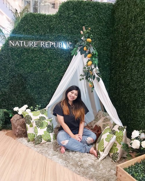 Let's Camp beauty with me 😘
.
.
.
#PlayWithNatureRepublic #JourneytoNature #NatureRepublicIndonesia 
#kbeauty #kbeautyskincare #beauty #skincare #nature #natural #clozetteid #blogger #beautyblogger