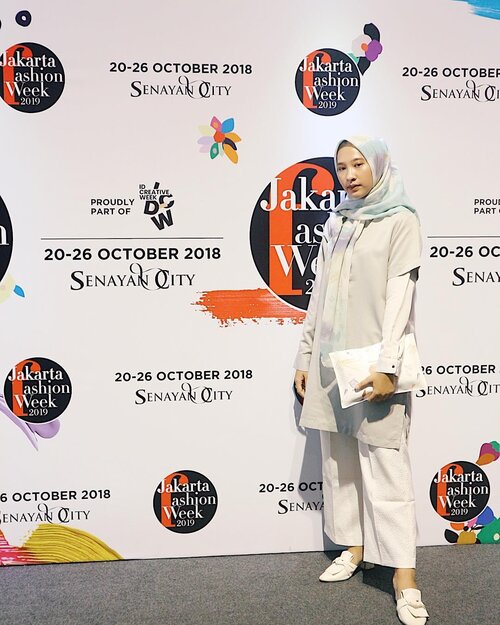 -JFW Day 2-#JFW19 #JFWDay2 #JFW2019 #JakartaFashionWeek #FashionPeople #fashionstyle #styling #fashionweek #fashiontent #JakartaFashionWeek2019 #clozetters #clozetteid