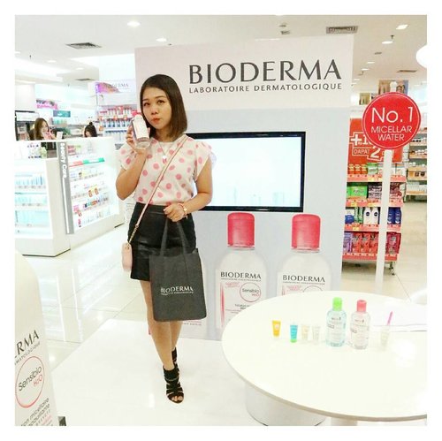 Bioderma uda ada di Surabaya siiis 😄
Lagi ada promo menarik juga di Guardian. Ada yang diskon 30%, ada juga yang plus 1000 rupiah ajah dapet 2pcs
Yuuk melipiiir!
.
.
#biodermainsby #biodermaxguardian #sbbxbioderma #blogger #beautyblogger #clozetteid #indonesiablogger #indonesiabeautyblogger #beautybloggerindonesia #bloggerindonesia #beautybloggerid #sbybeautyblogger #surabayabeautyblogger #beautybloggersurabaya #bloggersurabaya #surabayablogger #sbyblogger #bloggerceria #bloggerceriaid #bloggerperempuan #sociollablogger #sociollabloggernetwork #sociollabloggercommunity