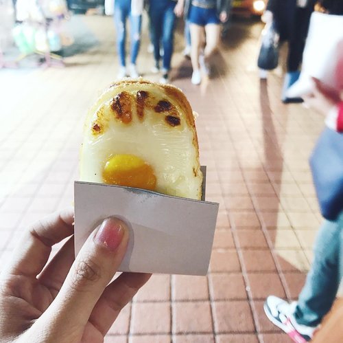 계란빵, 맛있다 😃
#foodporn #lucyytravels #seoul #clozetteid #koreanfood