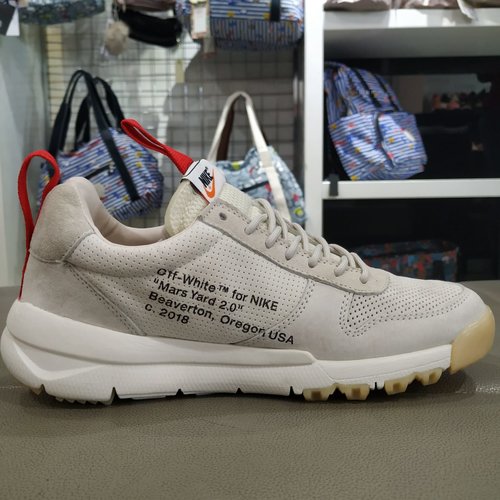 Sepatu Nike Mars Yard 2.0 Off - White