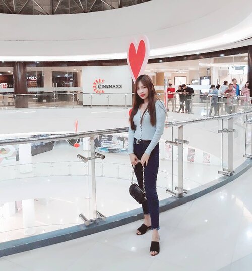 It doesn't end here 
#feels #weekendvibes #flashback #ootd #clozetteid #outfit #qotd