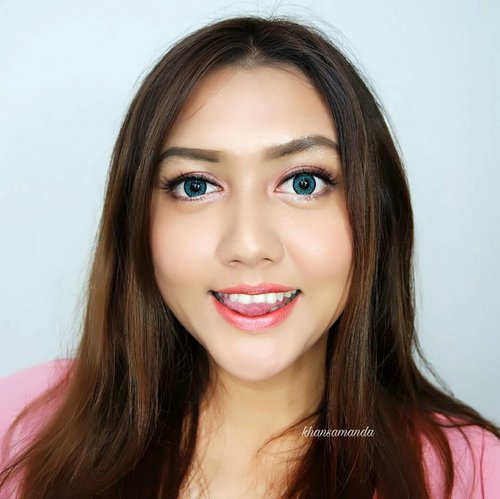 Happy valentine's day!
Here is my sweet valentine makeup look using @vovmakeupid !
The video will be up on my youtube channel tomorrow at 9am !

Stay tune💖💖💖💖
.
.
.
.
.
.
.
.
.
.
.
.
.
.
.
.
.
.
.
.
#clozetteid #clozetteambassador #khansamanda #beautynesiamember #valentines #makeuplook #tutorial #VOVAllDayStrong #clozetteidreview #VOVxClozetteIDReview