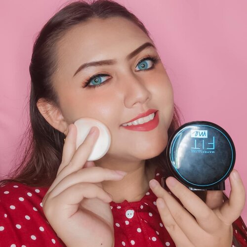 Ni bedak @maybelline fit me matte + poreless powder lagi jadi kecintaan gue banget.. karena bikin tampilan make up keliatan halus banget.. sukaaa..❤️ gue pakai shade 128 (W NUDE)📌📌INFO PROMO 📌📌Pecinta Maybelline kuy belanja di Waktu Indonesia Belanja @tokopedia Lagi ada diskon up to 50% + cashback rp. 30rb kalau pake voucher "KOLMYB001"Kalau kalian belanja Rp. 150ribu bisa dapet pouch gratis loh!Cuss jangan sampai ketinggalan ❣️@tokopedia @maybelline #waktuindonesiabelanja