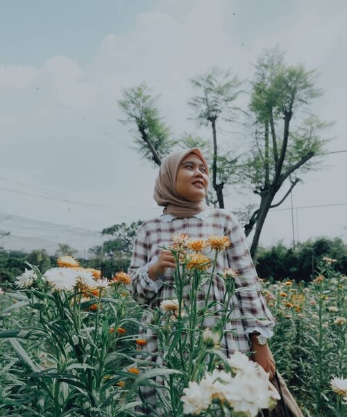 Ya kalo nyari yang sempurna si susah ya, tapi kalo ada yang lebih baik. Kenapa engga 🌼🌻

-
#tezzaapp #clozetteid #berkebun #sunflower #haideeorlinootd #hlladies #umrohwithhl #hlvoal #travelling #lb #evidibandung #garden