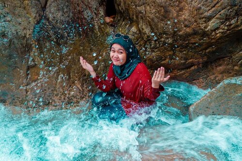 What smile you likes? 😊😀😁💦💦💦Edit - no edit it's here..-#clozetteid #weekend #curug #evidibogor